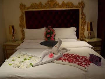 Rose Garden Hotel Riyadh Bagian luar foto